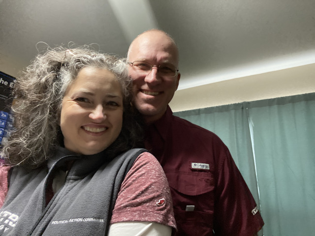 2019/10(October)/TAMU-game/2019-10-26-TAMU-game-parents-visit-01-Suzi-Travis.JPG