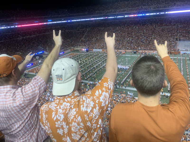 2019/10(October)/UT-Football/800x600_2019-10-19-UTexas-Football-5-Ben-german-exchange-students.JPG