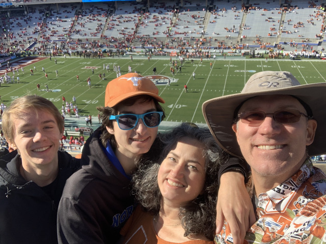 2019-10-12-Texas-vs-OU-in-Dallas-01-Alec-Dax-Suzi-Travis.JPG