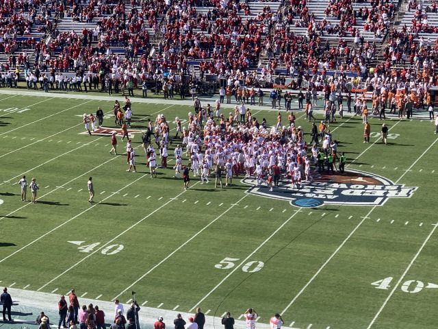 2019-10-12-Texas-vs-OU-in-Dallas-18-brawl-before-game.JPG