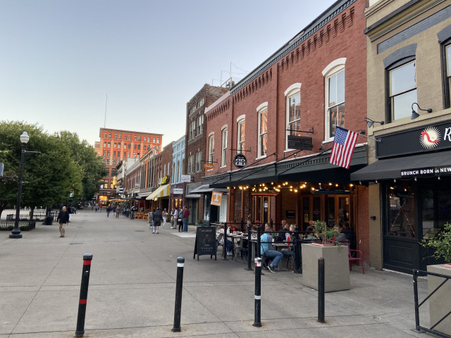 2019/10(October)/Vistra-Travel/640x480_2019-10-16-Vistra-Knoxville-3.JPG