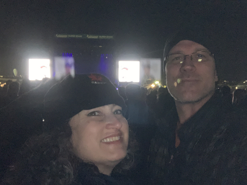 2019/11(November)/Pink-Concert-at-F1-Racetrack/800x600_2019-11-02-Pink-Concert-06-Suzi-Travis.JPG