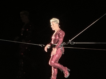 2019-11-02-Pink-Concert-19.JPG