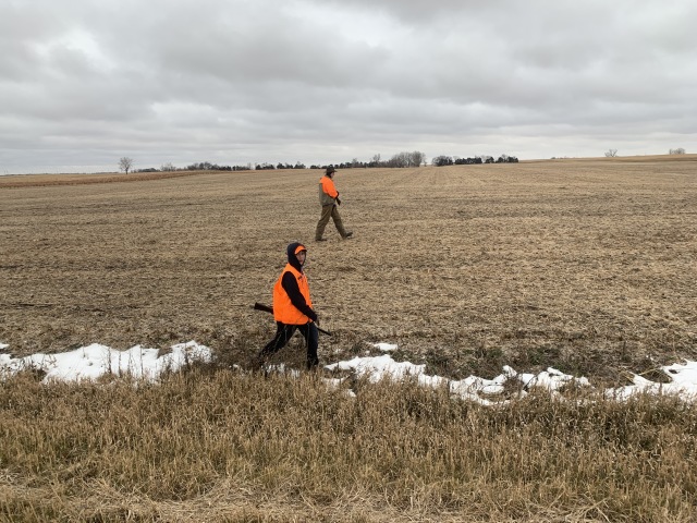 2019/11(November)/SD-Pheasant-Hunting/640x480_2019-11-10-SD-Pheasant-Hunting-05-Jake-Mike.JPG