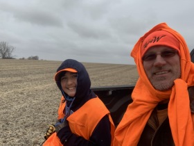 2019-11-10-SD-Pheasant-Hunting-04-Jake-Travis-tailgate.JPG