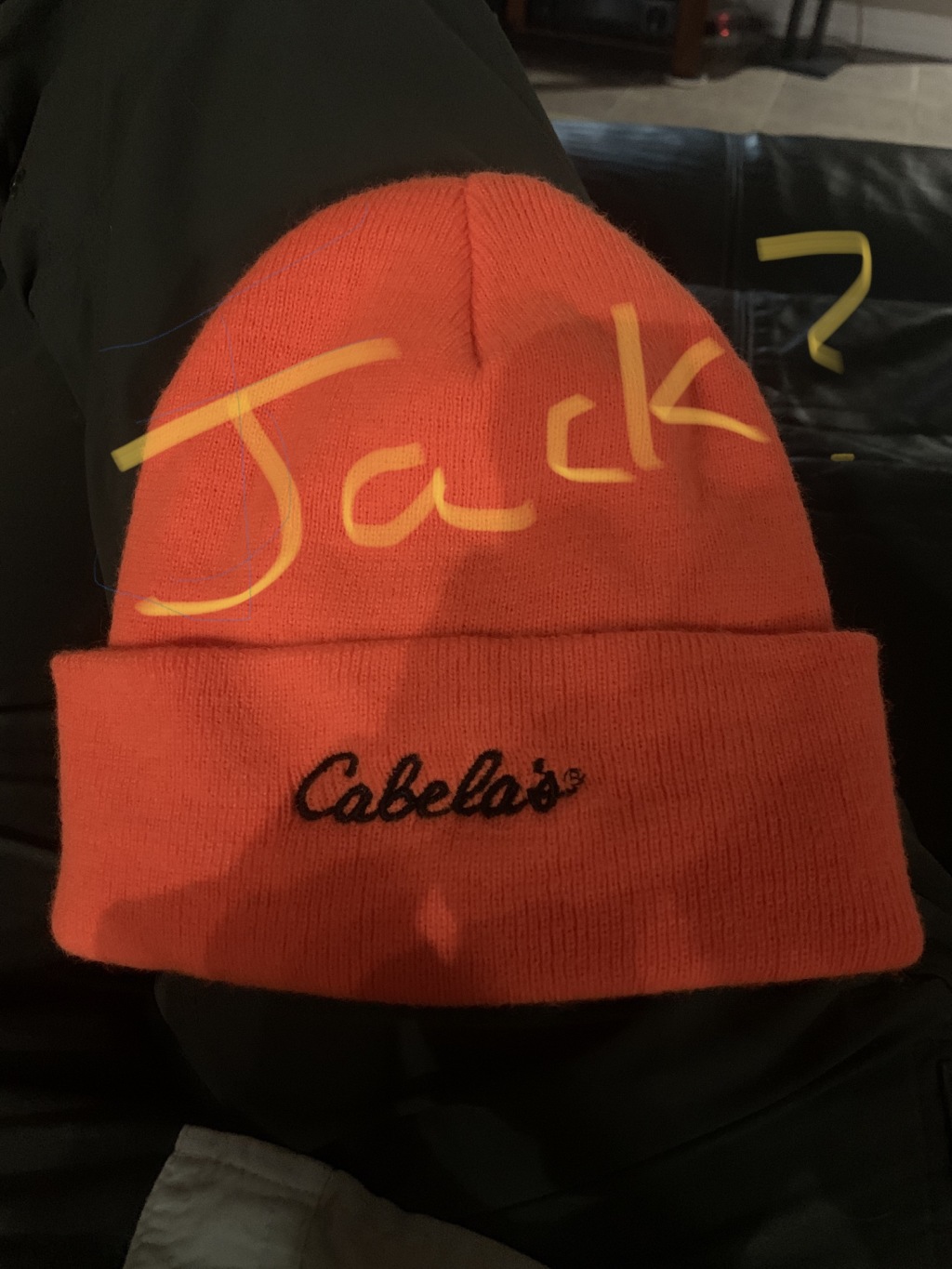 2019/11(November)/Thanksgiving/1024x768_2019-11-28-Thanksgiving-35-Jack-left-his-hat.JPG