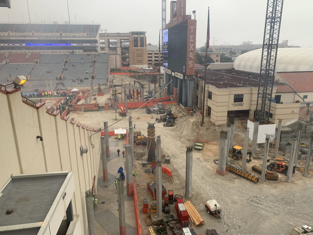 2019/11(November)/Thanksgiving/1024x768_2019-11-29-UT-Football-game-01-endzone-construction.JPG