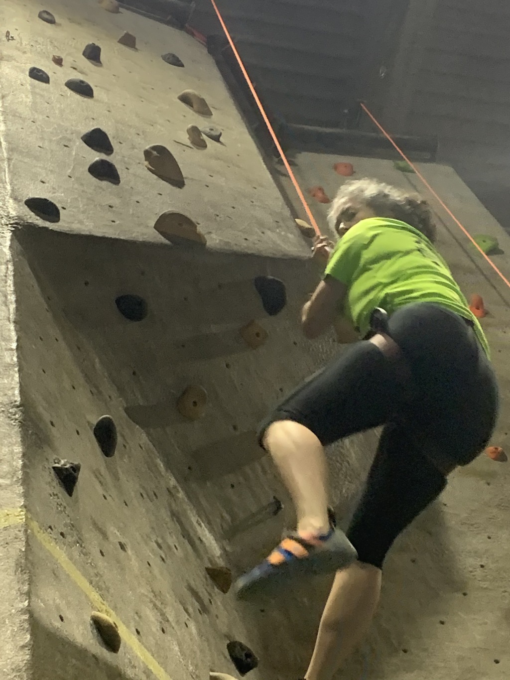 2019/11(November)/Thanksgiving/1024x768_2019-11-30-Rock-Climbing-at-Main-Event-03-Suzi.JPG