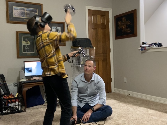 2019/11(November)/Thanksgiving/640x480_2019-11-28-Thanksgiving-24-Jack-VR-Andy.JPG