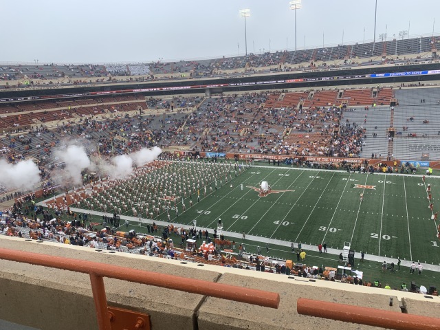 2019/11(November)/Thanksgiving/640x480_2019-11-29-UT-Football-game-07.JPG