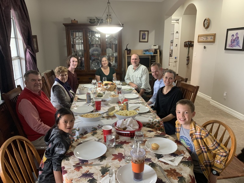 2019/11(November)/Thanksgiving/800x600_2019-11-28-Thanksgiving-02-Effie-Ron-Marci-Chance-Suzi-Travis-Andy-Kara-Jack.JPG