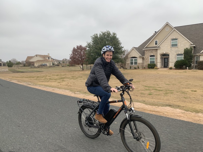 2019/11(November)/Thanksgiving/800x600_2019-11-28-Thanksgiving-12-Kara-Rad-Bike.JPG