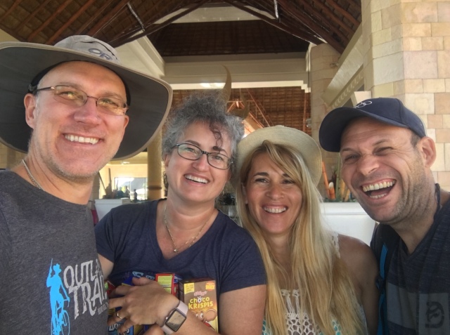 2019-04-10-Cancun-Bahia-Principie-08-Travis-Suzi-Adriana-Lio-GOOD.JPG