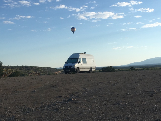 2019-08-16-Taos-NM-Vortex-Music-Festival-01-Sprinter-hot-air-balloons-GOOD.JPG