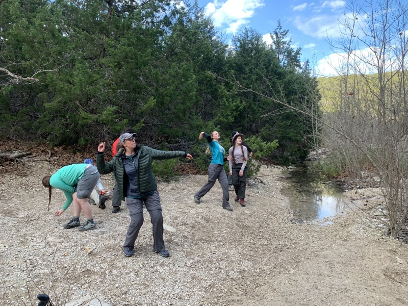 2020/01(January)/Crew-8787-Lost-Maples-Camping/800x600_2020-01-19-Crew-8787-Lost-Maples-Camping-02-Terrie-Megan-Addison-Izzy.JPG