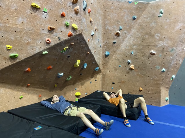 2020/01(January)/Rock-Climbing/640x480_2020-01-26-Rock-Climbing-Main-Event-2-Steve-Travis.JPG