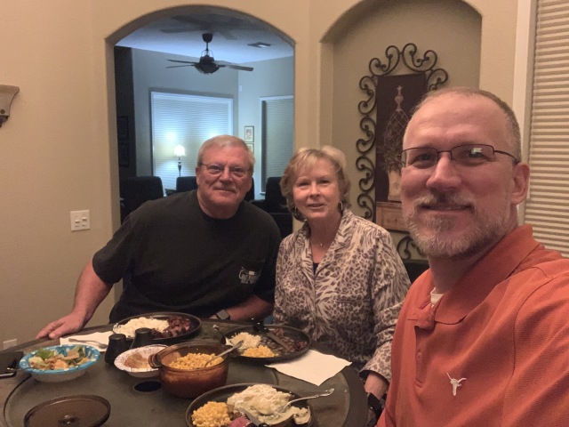 2020/01(January)/Tucson-visit-to-Jim-Janeen/640x480_2020-01-16-Tucson-visit-2-Jim-Janeen-Travis.JPG