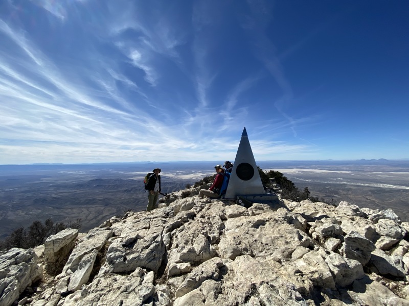 2020/02(February)/Guadalupe-Peak-Texas/800x600_2020-02-16-Guadalupe-Peak-Texas-41-Travis-Terry-Steve.JPG