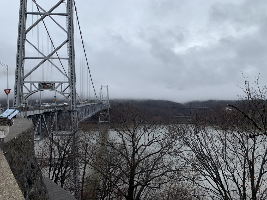 2020/02(February)/VA-Castle-Point-NY-Appalachian-Trail/1024x768_2020-02-13-Castle-Point-Appalachian-Trail-03-Bear-Mountain-Bridge.JPG