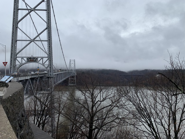 2020/02(February)/VA-Castle-Point-NY-Appalachian-Trail/640x480_2020-02-13-Castle-Point-Appalachian-Trail-03-Bear-Mountain-Bridge.JPG