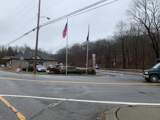2020-02-13-Castle-Point-Appalachian-Trail-05-Philipstown-gas-station.JPG