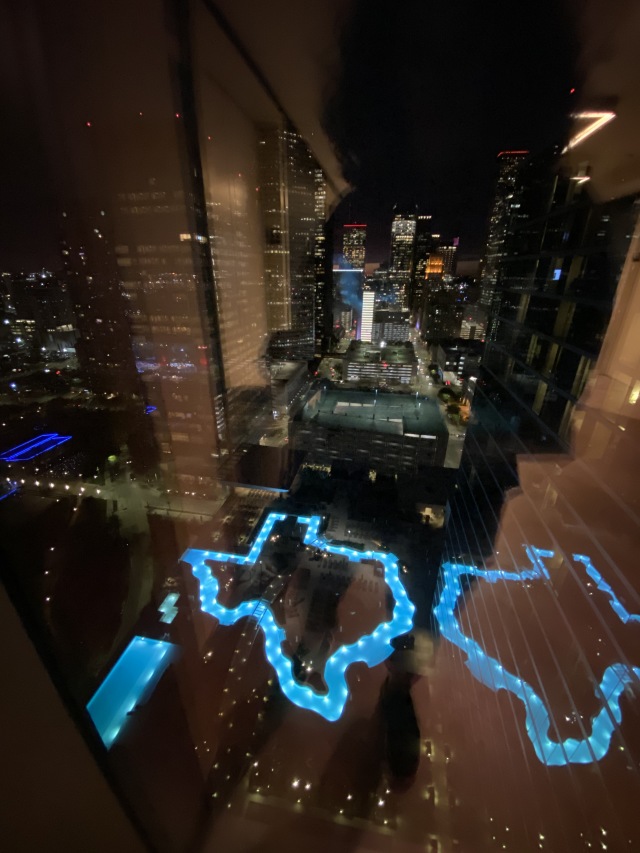 2020/02(February)/Vistra-Ohio-Houston/640x480_2020-02-24-Vistra-Ohio-1-Texas-Pool.JPG