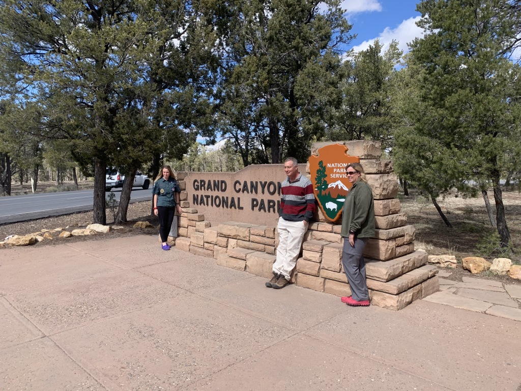 2020-03-15-Grand-Canyon-Crew8787-09-Megan-Pat-Terry.JPG