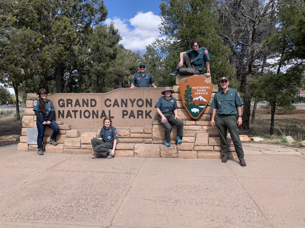 2020/03(March)/Grand-Canyon-Crew-8787/1024x768_2020-03-15-Grand-Canyon-Crew8787-11-Addison-Izzy-Carl-Nicole-Dax-Travis.JPG