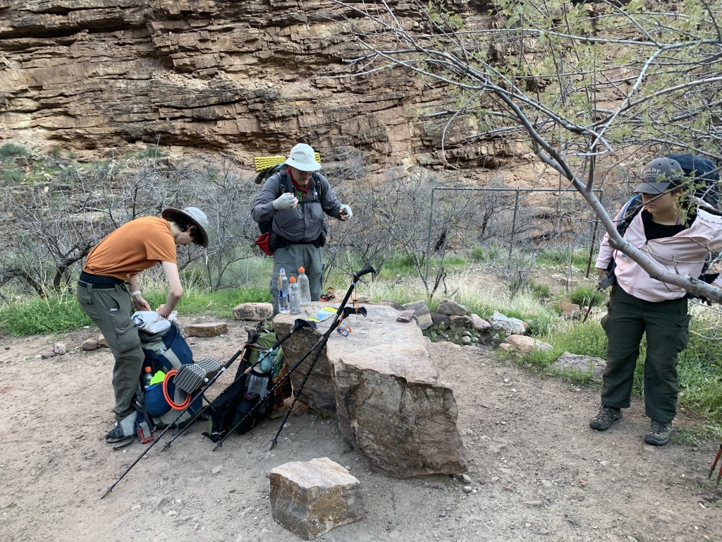 2020/03(March)/Grand-Canyon-Crew-8787/1024x768_2020-03-17-Grand-Canyon-Crew8787-02-Dax-Carl-Addison.JPG
