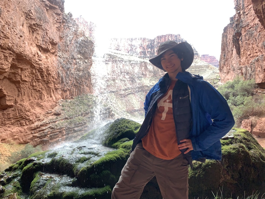 2020/03(March)/Grand-Canyon-Crew-8787/1024x768_2020-03-19-Grand-Canyon-Crew8787-031-Ribbon-Falls-Dax.JPG
