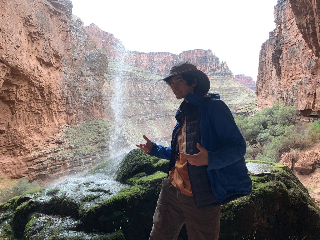 2020/03(March)/Grand-Canyon-Crew-8787/1024x768_2020-03-19-Grand-Canyon-Crew8787-037-Ribbon-Falls-Dax.JPG
