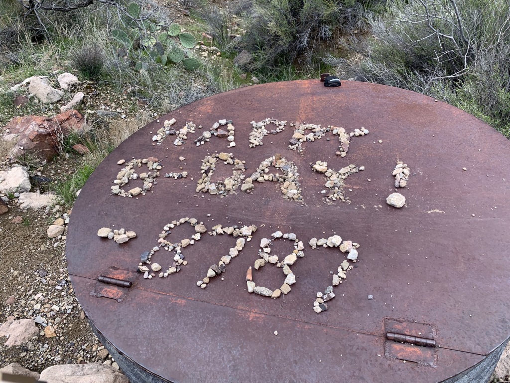 2020-03-19-Grand-Canyon-Crew8787-124-rocks.JPG