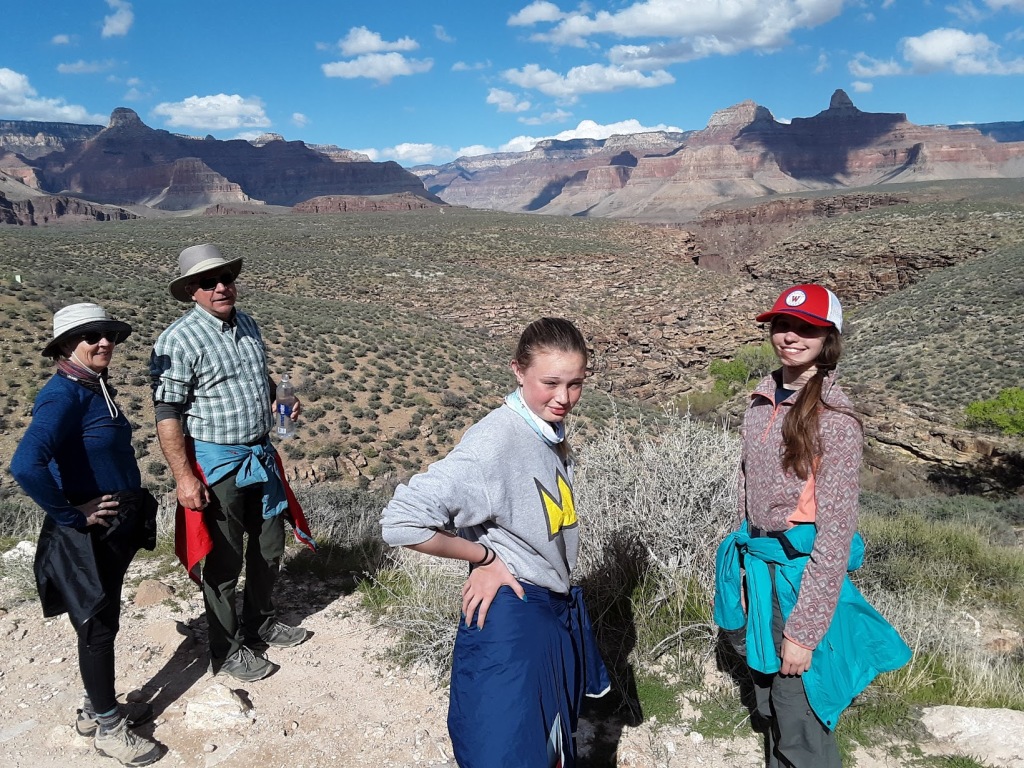 2020-03-99-Grand-Canyon-Crew8787-06-Mickey-Guy-Megan-Ella.jpg