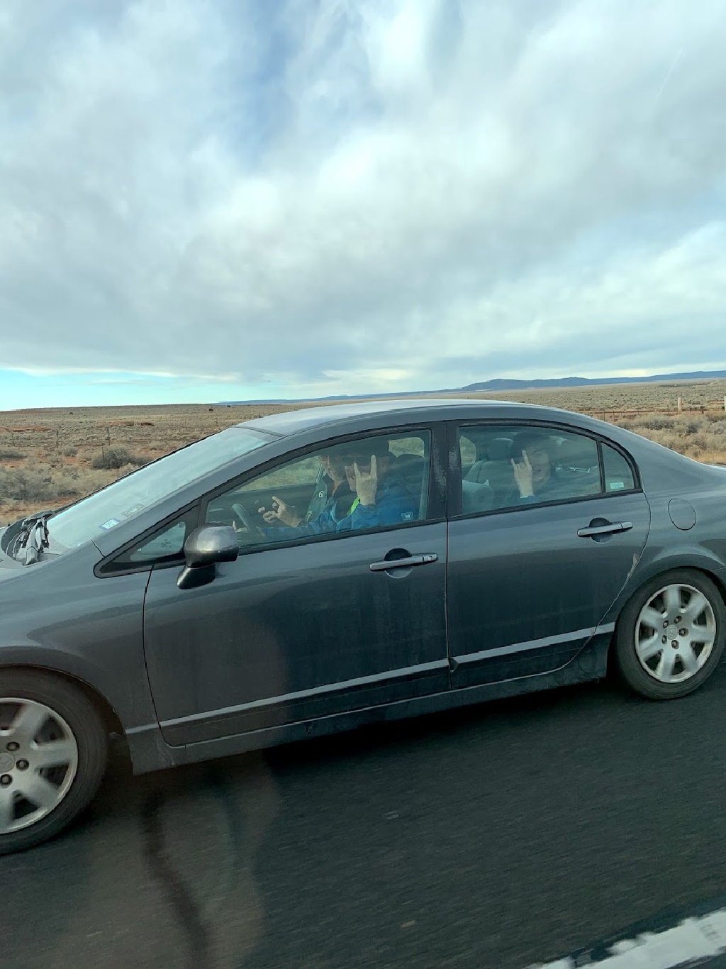 2020-03-99-Grand-Canyon-Crew8787-28-Travis-Carl-Dax-driving-horns.jpg
