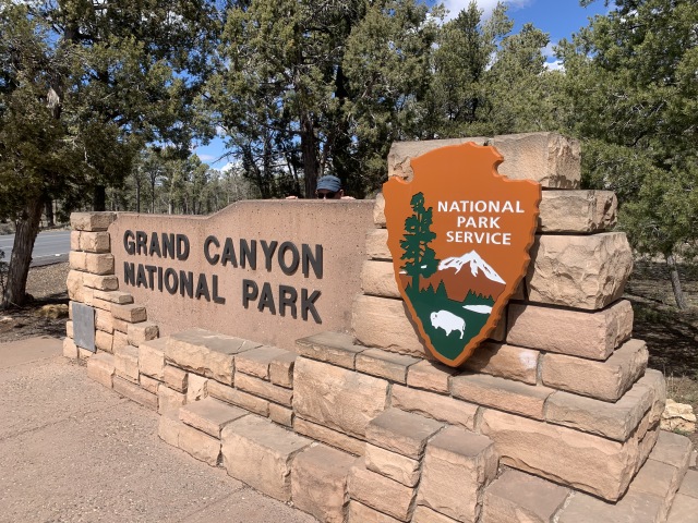 2020/03(March)/Grand-Canyon-Crew-8787/640x480_2020-03-15-Grand-Canyon-Crew8787-08-Carl.JPG