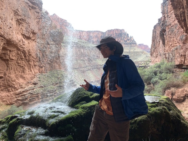 2020/03(March)/Grand-Canyon-Crew-8787/640x480_2020-03-19-Grand-Canyon-Crew8787-037-Ribbon-Falls-Dax.JPG
