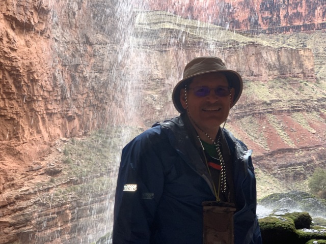 2020/03(March)/Grand-Canyon-Crew-8787/640x480_2020-03-19-Grand-Canyon-Crew8787-053-Ribbon-Falls-Carl.JPG