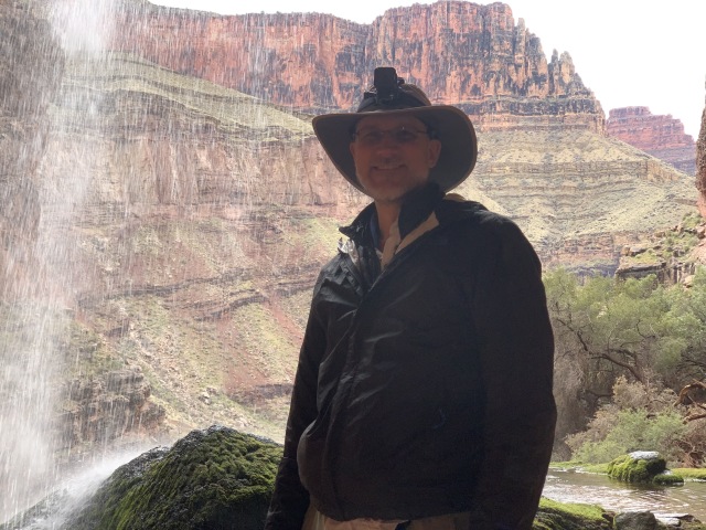 2020/03(March)/Grand-Canyon-Crew-8787/640x480_2020-03-19-Grand-Canyon-Crew8787-056-Ribbon-Falls-Travis.JPG