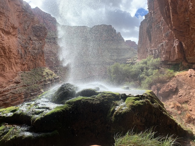 2020/03(March)/Grand-Canyon-Crew-8787/640x480_2020-03-19-Grand-Canyon-Crew8787-067-Ribbon-Falls.JPG