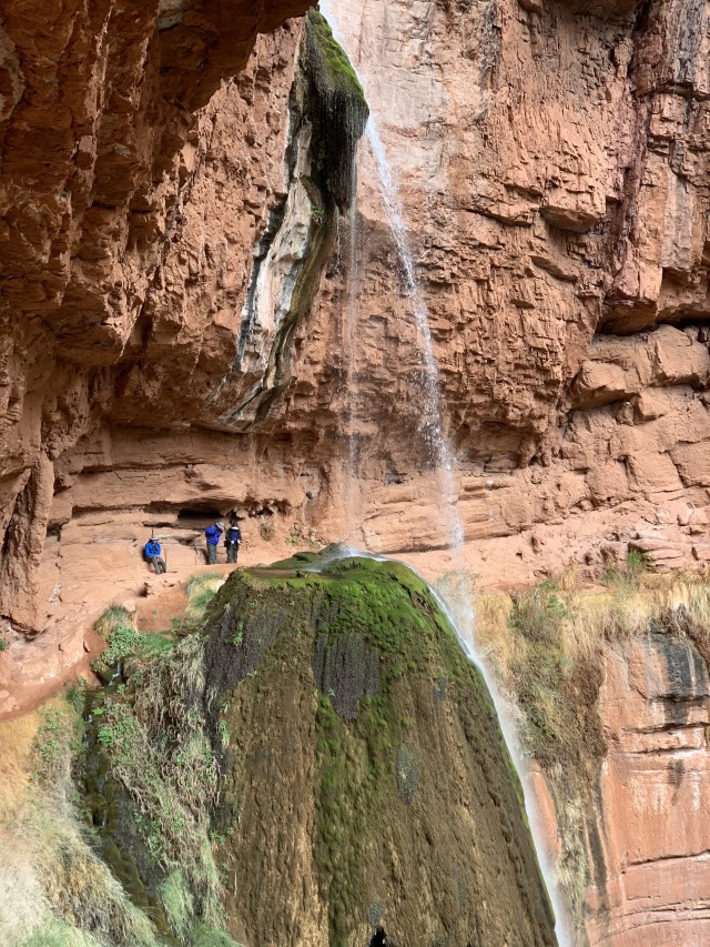2020/03(March)/Grand-Canyon-Crew-8787/640x480_2020-03-19-Grand-Canyon-Crew8787-080-Ribbon-Falls-Dax.JPG