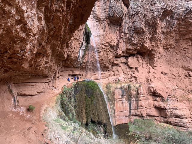 2020/03(March)/Grand-Canyon-Crew-8787/640x480_2020-03-19-Grand-Canyon-Crew8787-081-Ribbon-Falls-Dax.JPG