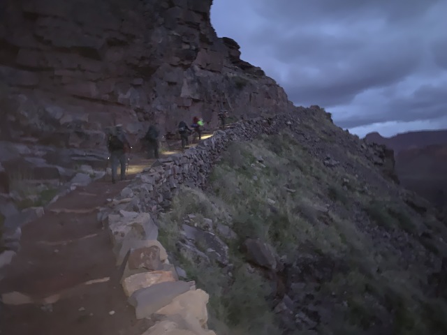 2020/03(March)/Grand-Canyon-Crew-8787/640x480_2020-03-20-Grand-Canyon-Crew8787-03.JPG