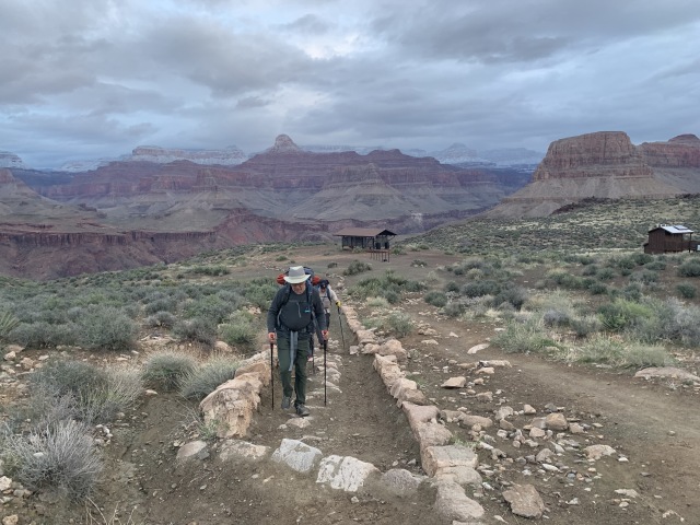 2020/03(March)/Grand-Canyon-Crew-8787/640x480_2020-03-20-Grand-Canyon-Crew8787-18-Guy-Mickey.JPG