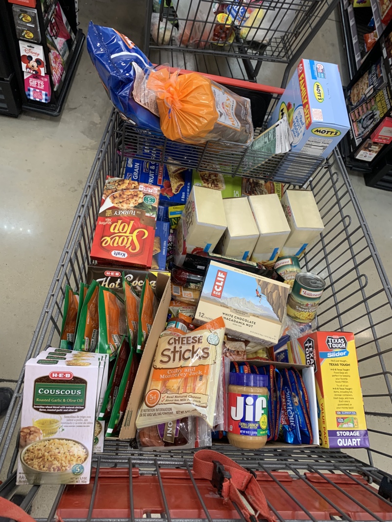 2020-03-07-Grand-Canyon-Crew8787-01-food-shopping.JPG