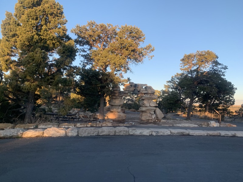 2020/03(March)/Grand-Canyon-Crew-8787/800x600_2020-03-16-Grand-Canyon-Crew8787-06-Hermits-Rest.JPG