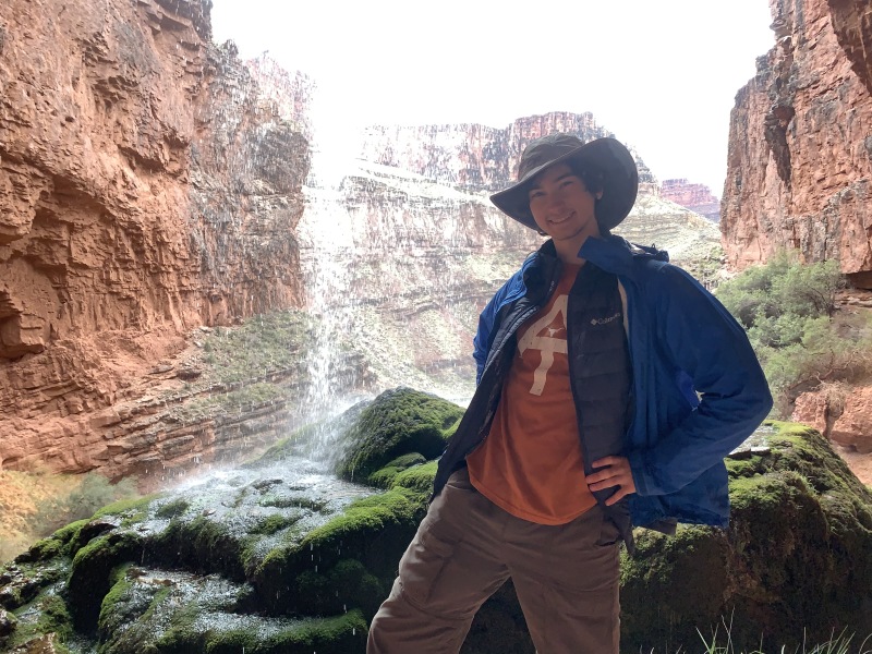 2020/03(March)/Grand-Canyon-Crew-8787/800x600_2020-03-19-Grand-Canyon-Crew8787-031-Ribbon-Falls-Dax.JPG