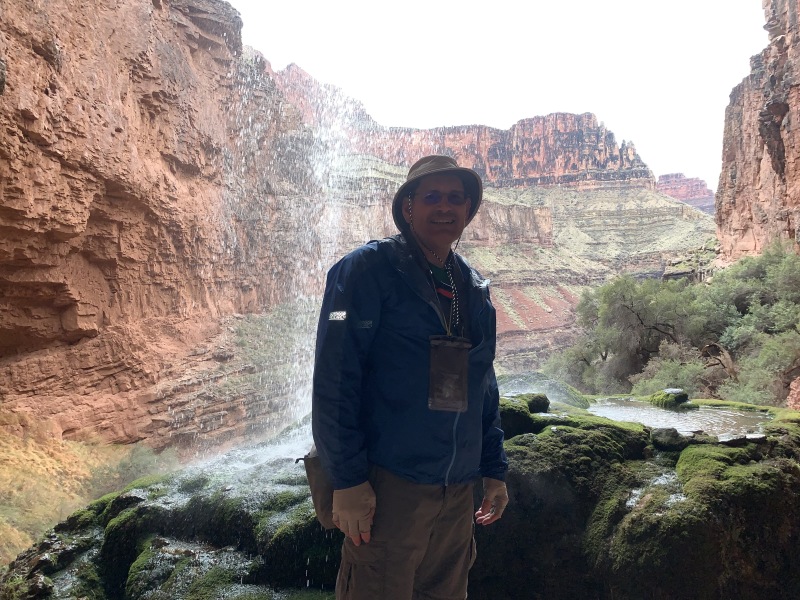2020/03(March)/Grand-Canyon-Crew-8787/800x600_2020-03-19-Grand-Canyon-Crew8787-050-Ribbon-Falls-Carl.JPG