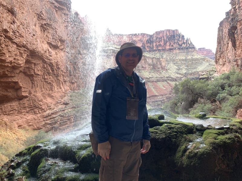 2020/03(March)/Grand-Canyon-Crew-8787/800x600_2020-03-19-Grand-Canyon-Crew8787-051-Ribbon-Falls-Carl.JPG