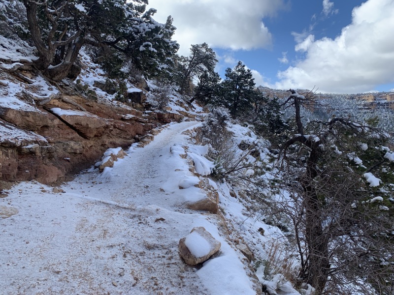 2020-03-20-Grand-Canyon-Crew8787-71-snow-pack-trail.JPG
