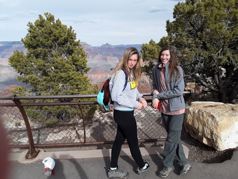 2020-03-99-Grand-Canyon-Crew8787-01-Megan-Ella.jpg